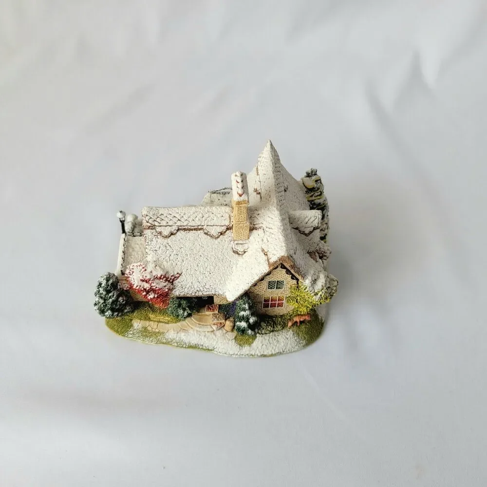 Lilliput Lane Letter to Santa L2589 Vintage Retro 2003 Christmas Cottage House